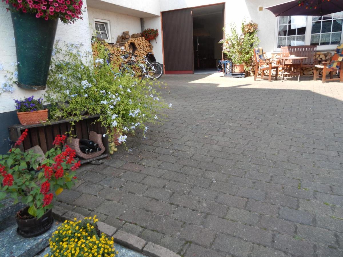 Ferienweinhaus Roemer-Knodt Kröv Exterior foto
